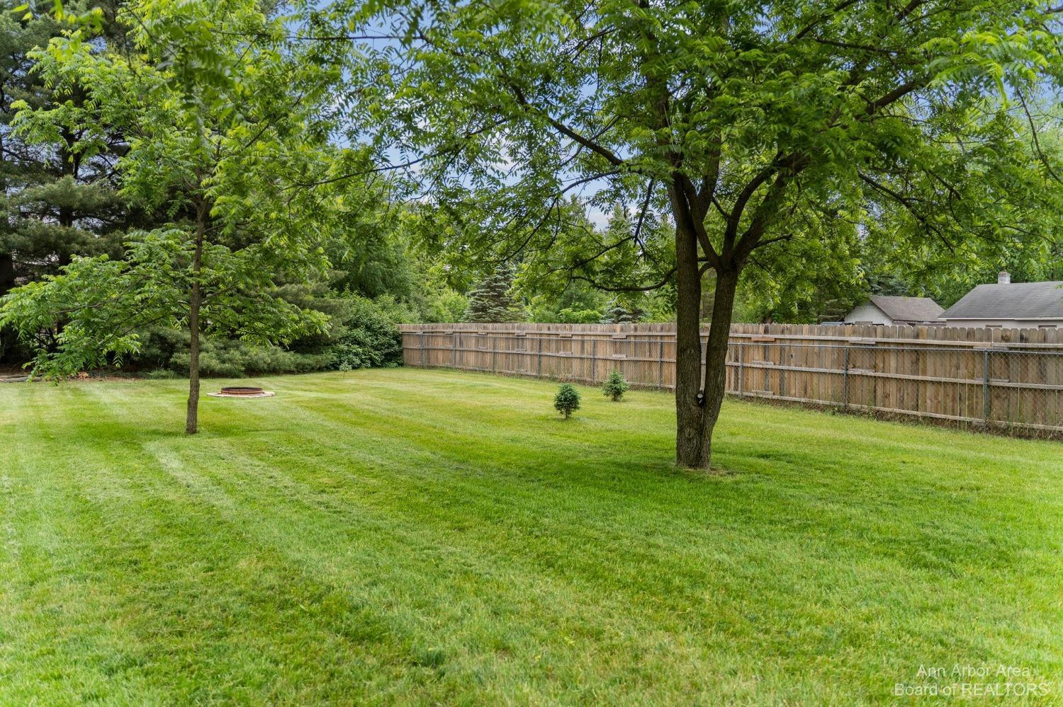 2141 Norton Road Howell, MI 48843 - Photo 32 of 41 Photo 32