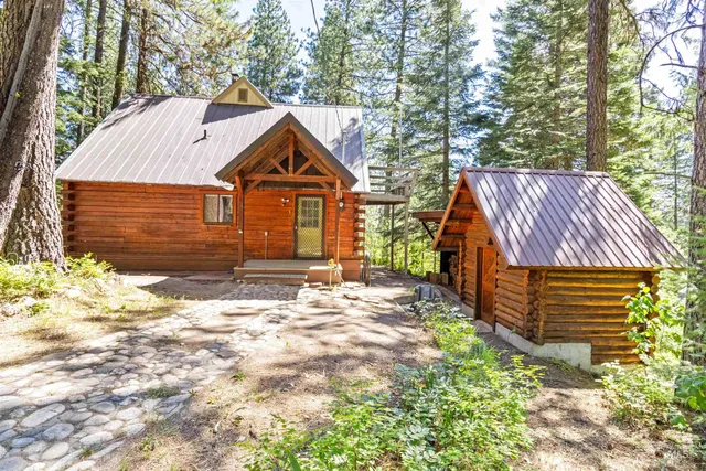 $444,900 | 36 Elk Run Drive, Garden Valley, ID 83622