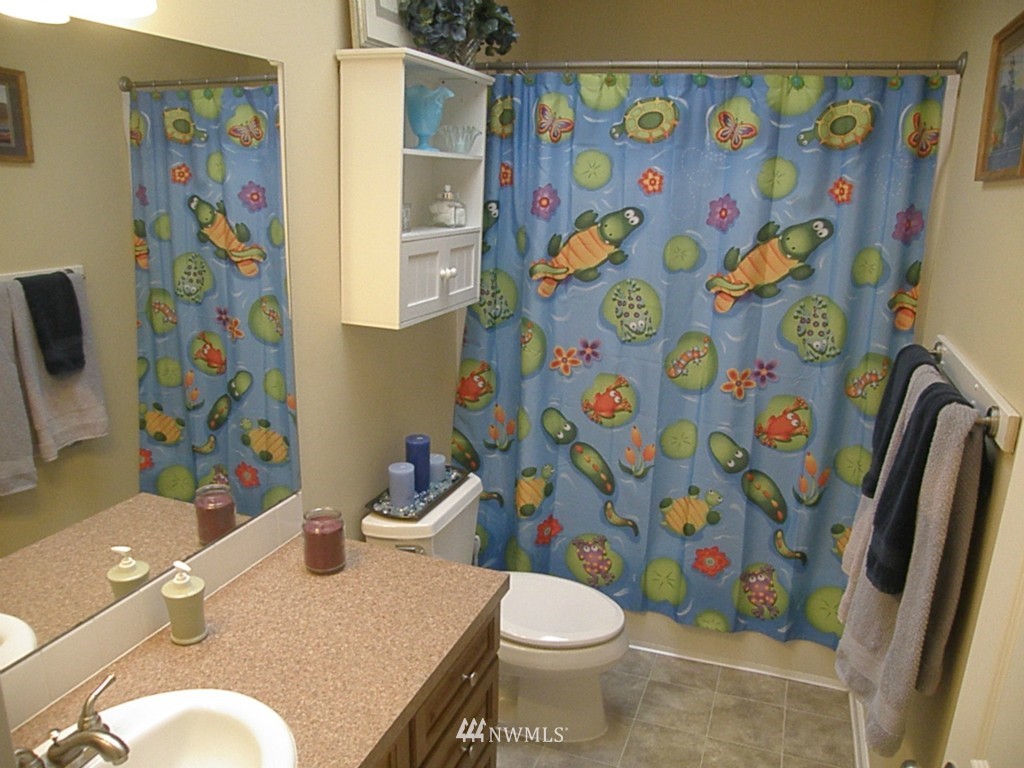 6242 Southwest Cliff Ridge Way Port Orchard, WA 98367 - Photo 12 of 15 Gallery Image 12