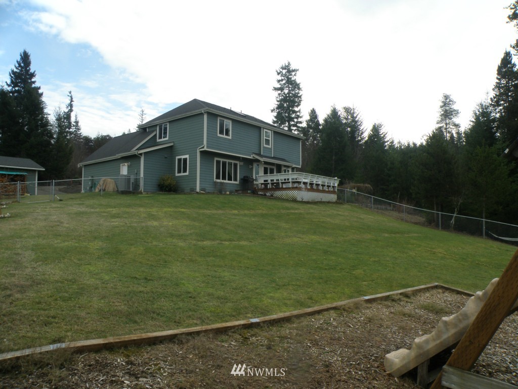 6242 Southwest Cliff Ridge Way Port Orchard, WA 98367 - Photo 3 of 15 Gallery Image 3