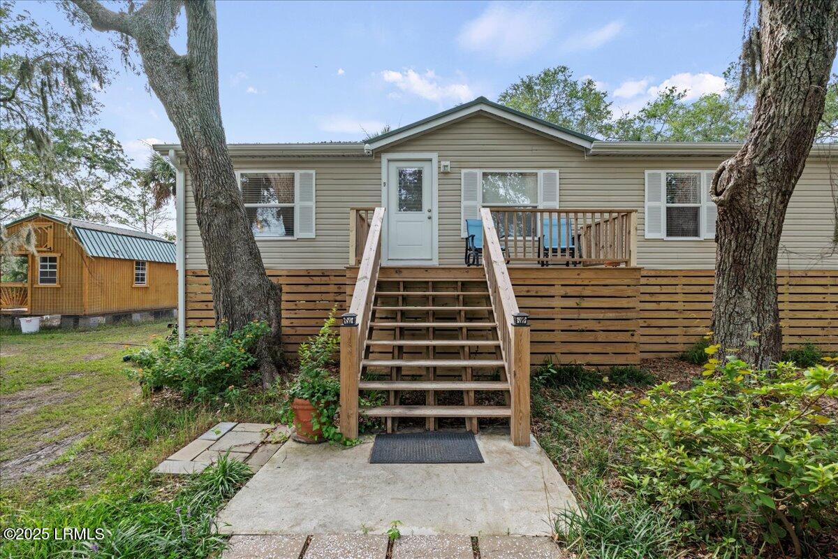 4 View Point Circle St. Helena Island, SC 29920 - Photo 4 of 36 04-DSC00565