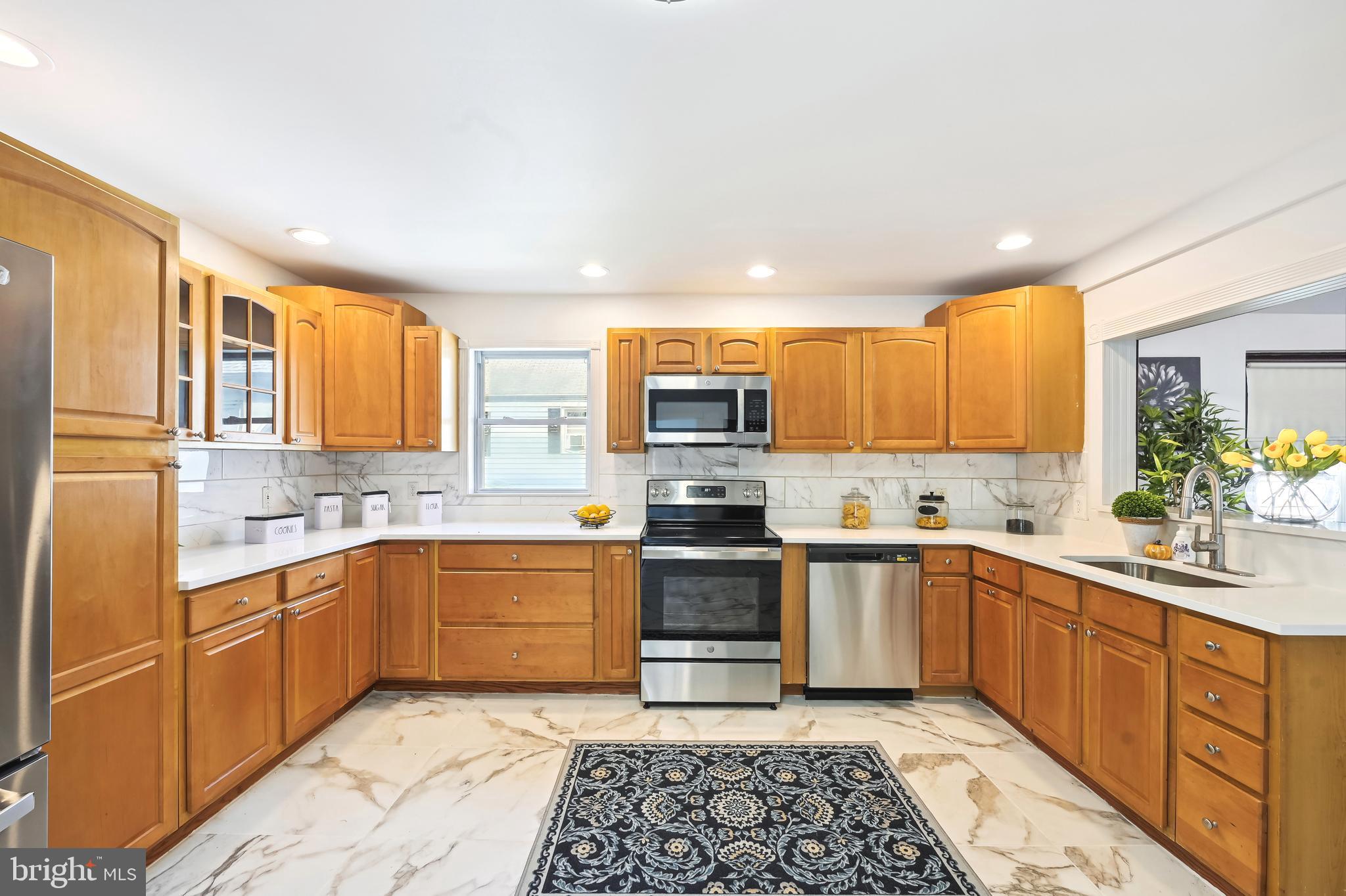 349 Stillwater Road Essex, MD 21221 - Photo 10 of 21 Gallery Image 10