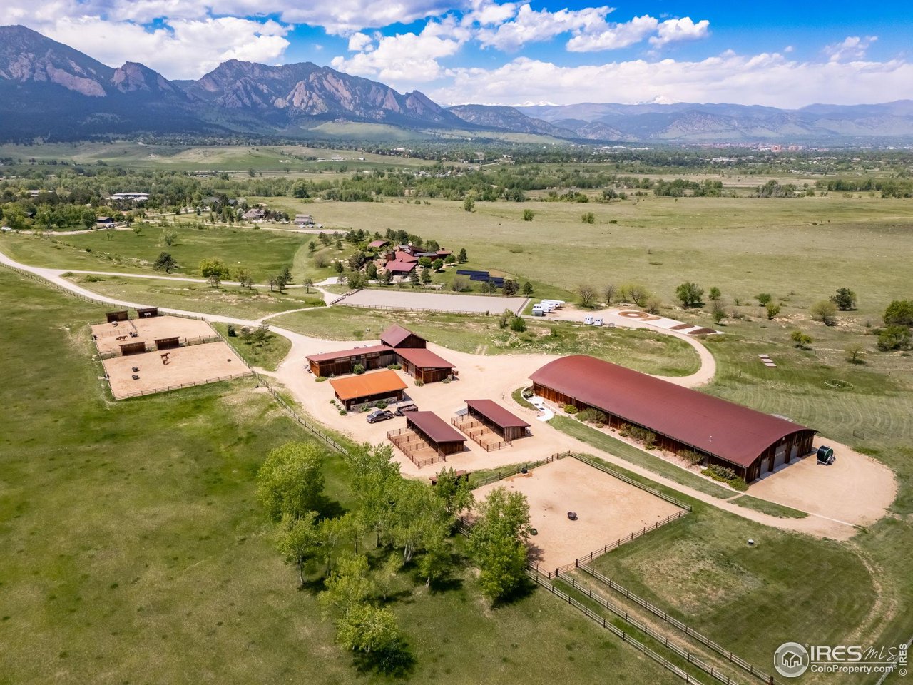 1355 South Cherryvale Road Boulder, CO 80303 - Photo 23 of 40 a picture of city view with lake view