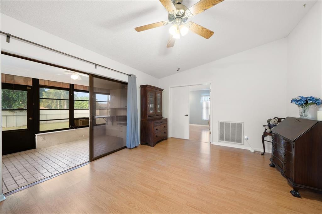 2545 Colony Drive Dunedin, FL 34698 - Photo 17 of 33