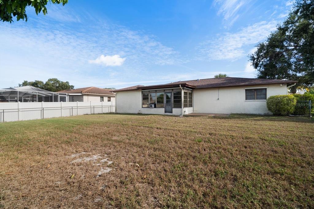 2545 Colony Drive Dunedin, FL 34698 - Photo 30 of 33