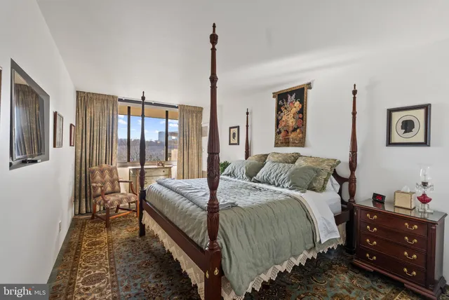 $995,000 | 700 New Hampshire Avenue Northwest, Unit 519, Washington, DC 20037