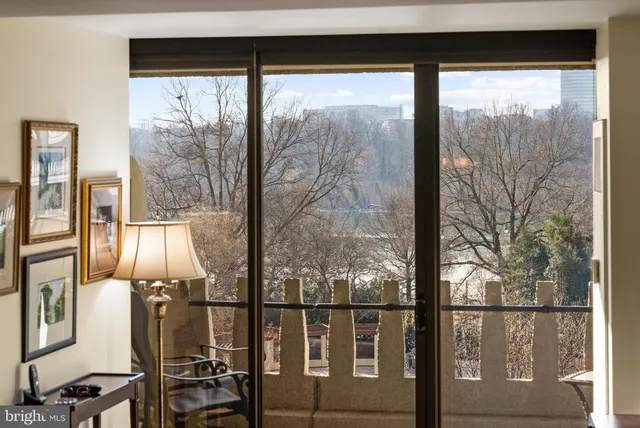 $995,000 | 700 New Hampshire Avenue Northwest, Unit 519, Washington, DC 20037