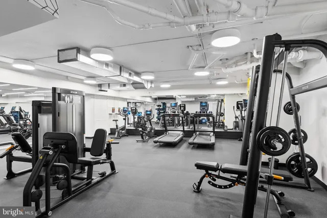 $995,000 | 700 New Hampshire Avenue Northwest, Unit 519, Washington, DC 20037