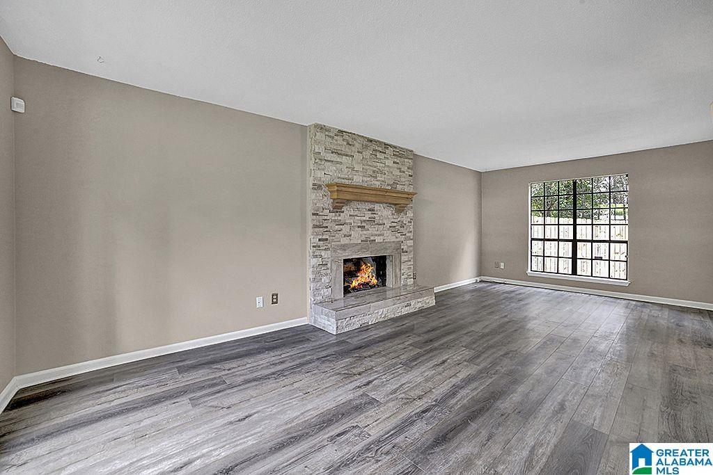 3237 Green Valley Road Birmingham, AL 35243 - Photo 5 of 23