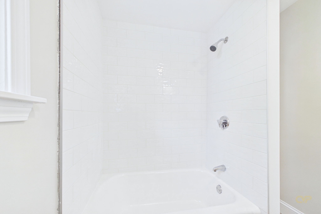 201 Wade Street Fall River, MA 02721 - Photo 13 of 38
