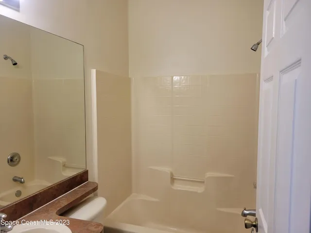 $2,900 | 950 Nixon Circle Northeast, Palm Bay, FL 32907