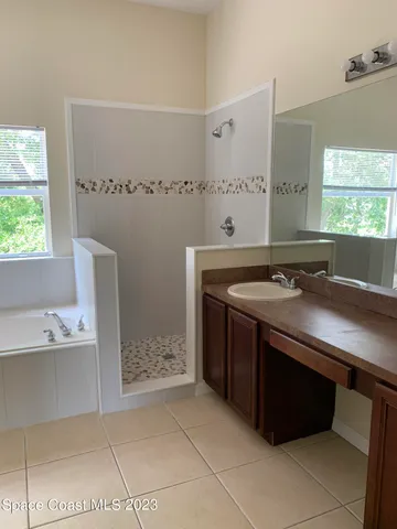 $2,900 | 950 Nixon Circle Northeast, Palm Bay, FL 32907