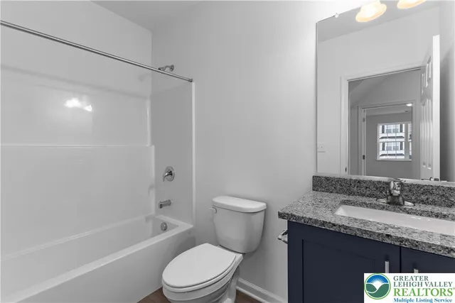 $799,900 | 4929 Farrcroft Drive, Unit 83B, Easton, PA 18040