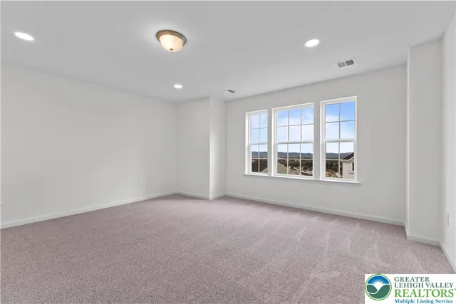 $799,900 | 4929 Farrcroft Drive, Unit 83B, Easton, PA 18040