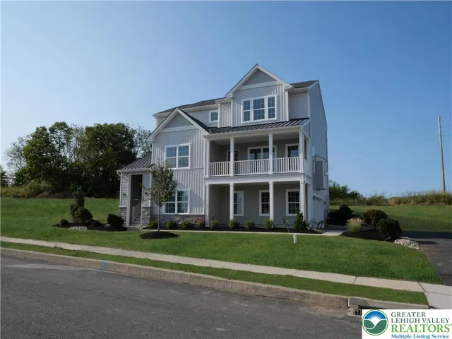 $799,900 | 4929 Farrcroft Drive, Unit 83B, Easton, PA 18040