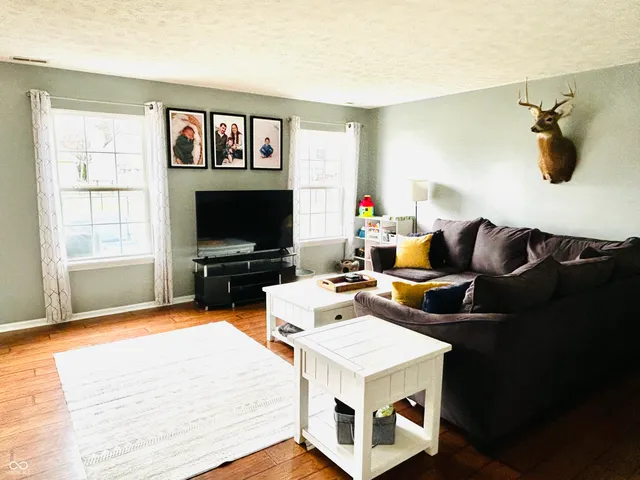 $265,000 | 1005 Canary Creek Court, Franklin, IN 46131