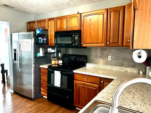 $265,000 | 1005 Canary Creek Court, Franklin, IN 46131