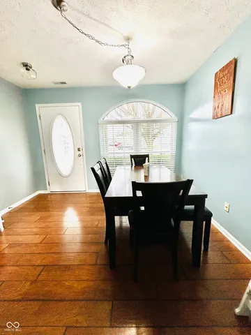 $265,000 | 1005 Canary Creek Court, Franklin, IN 46131