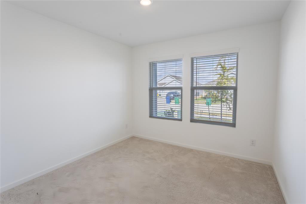 1307 Rodeo Circuit Way Crandall, TX 75114 - Photo 10 of 14 Gallery Image 10