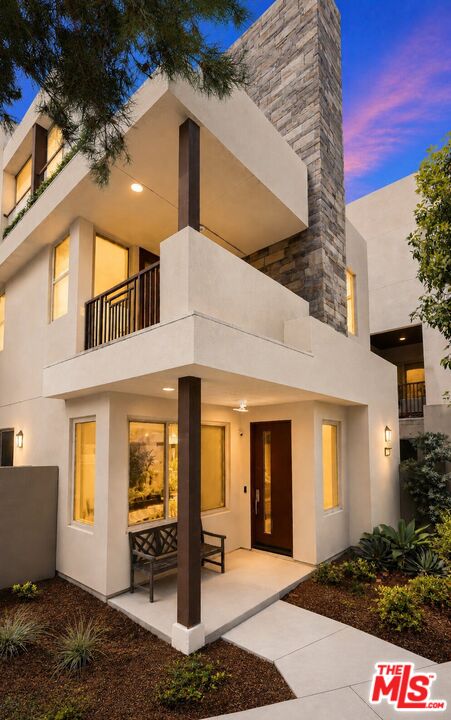 116 Catalyst Irvine, CA 92618 - Photo 3 of 75