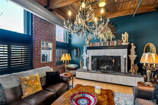 $325,000 | 703 North 13th Street, Unit 207, St. Louis, MO 63103