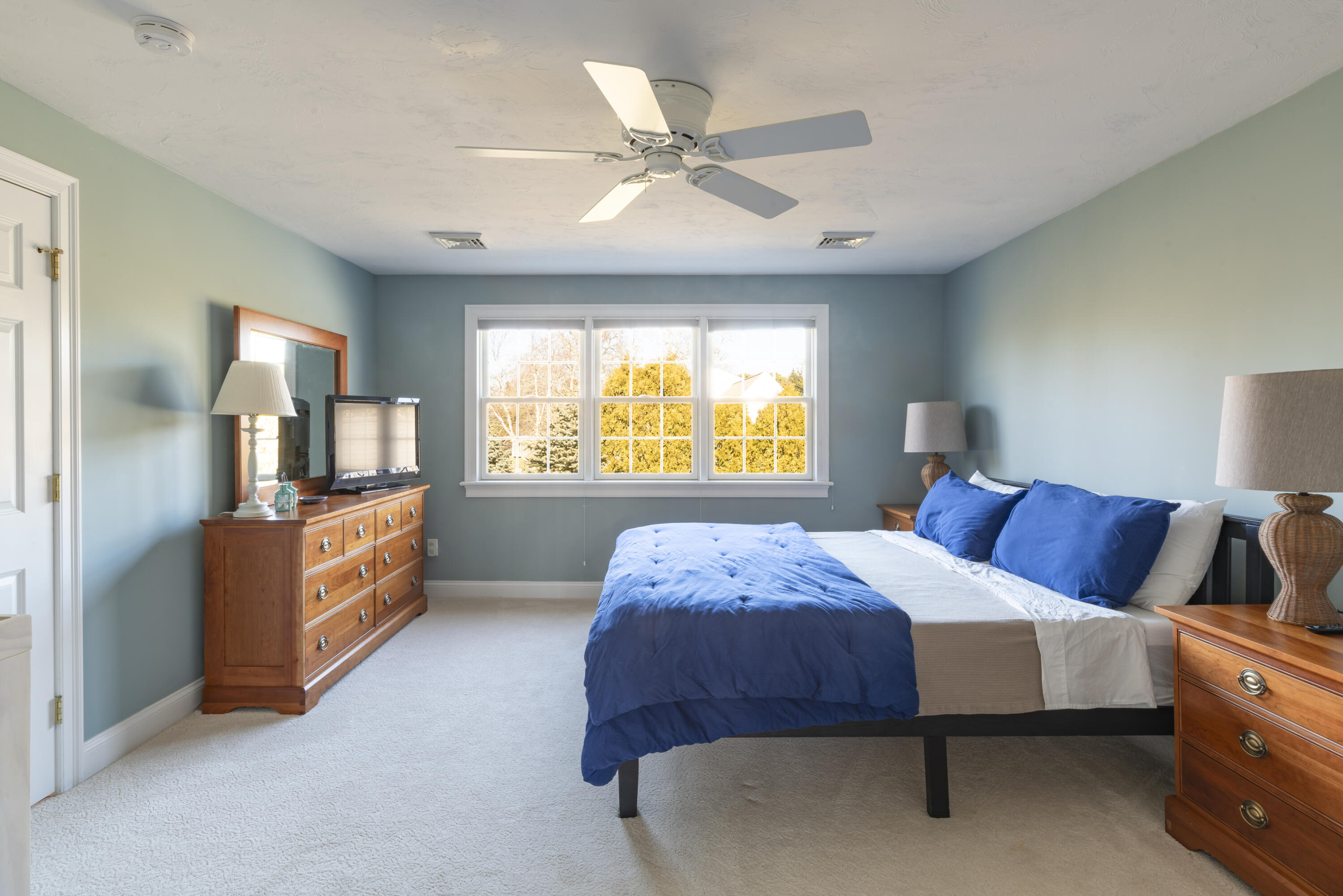 2 Parallel Street Harwich, MA 02645 - Photo 26 of 40 a bedroom with a bed and a couch