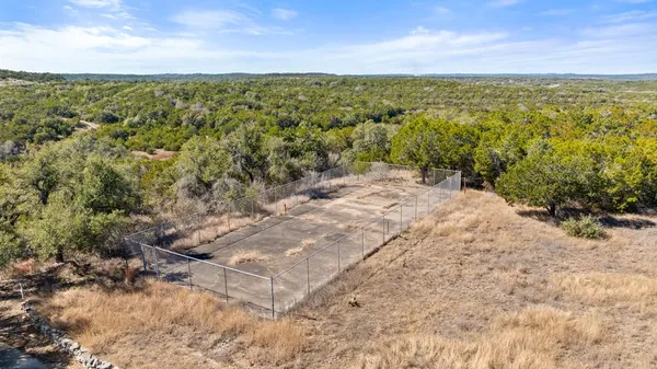 $1,800,000 | 10904 Rawhide Trail, Austin, TX 78736