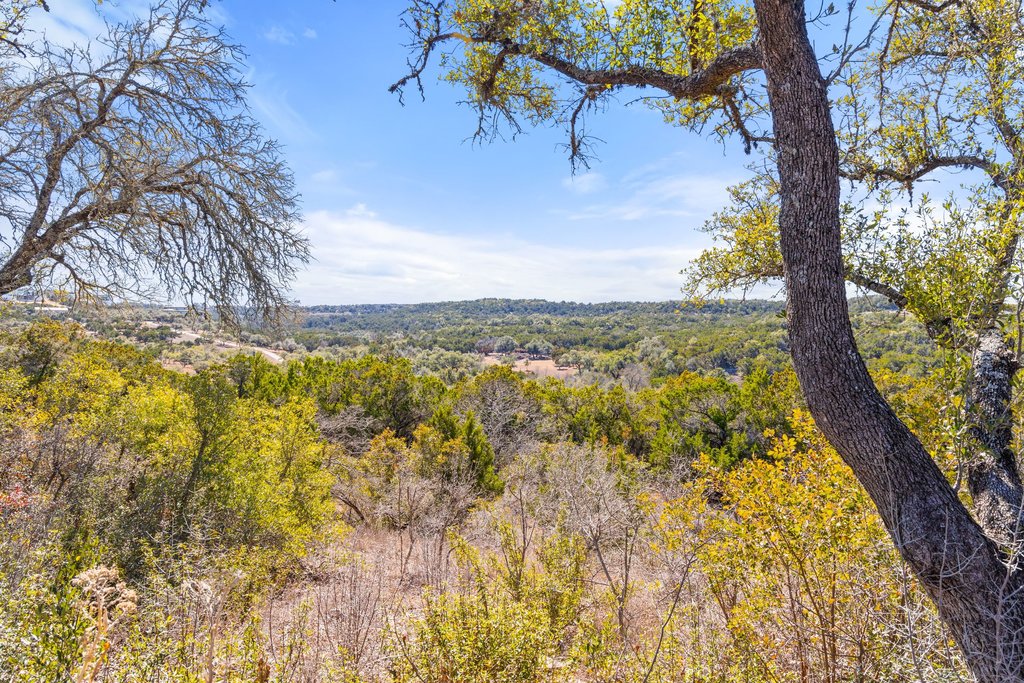 10904 Rawhide Trail Austin, TX 78736 - Photo 31 of 37