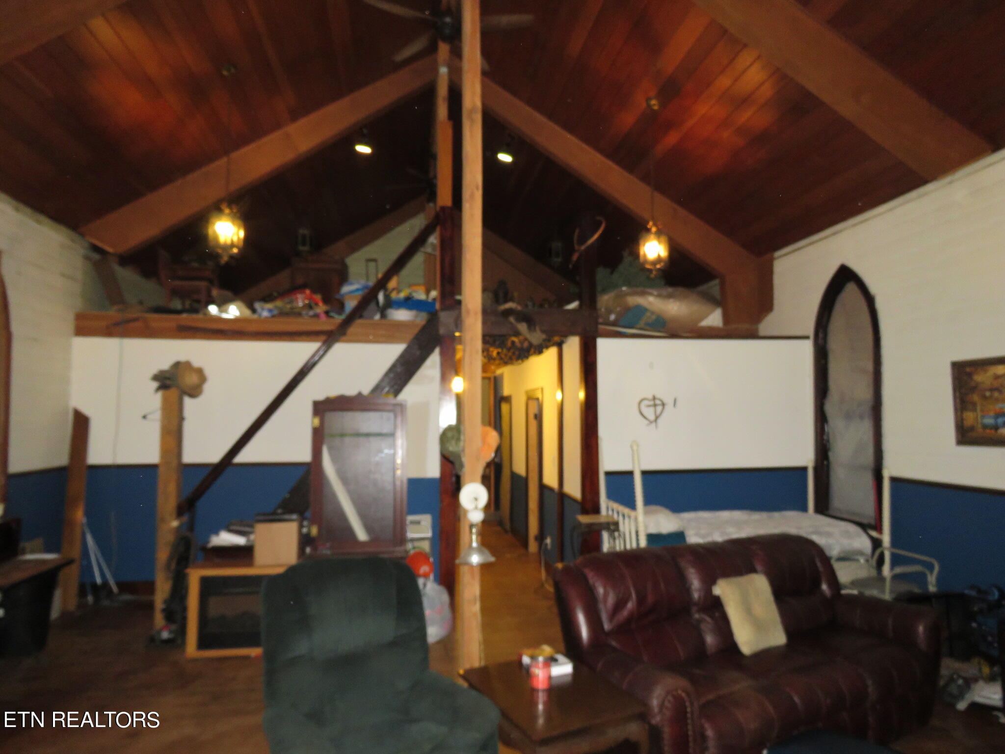 127 Manor Road Kingston, TN 37763 - Photo 12 of 28 IMG_0010