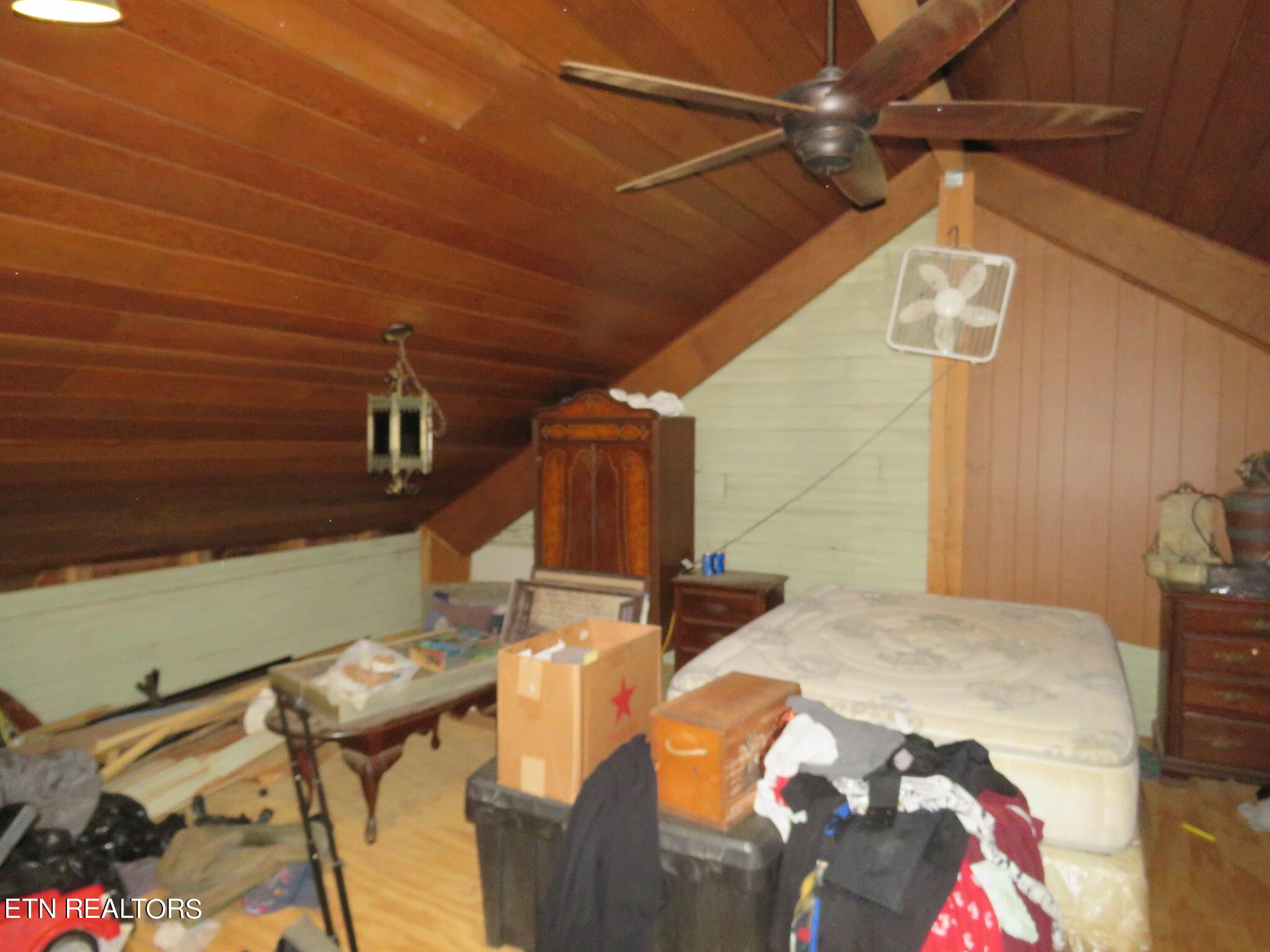 127 Manor Road Kingston, TN 37763 - Photo 16 of 28 IMG_0014