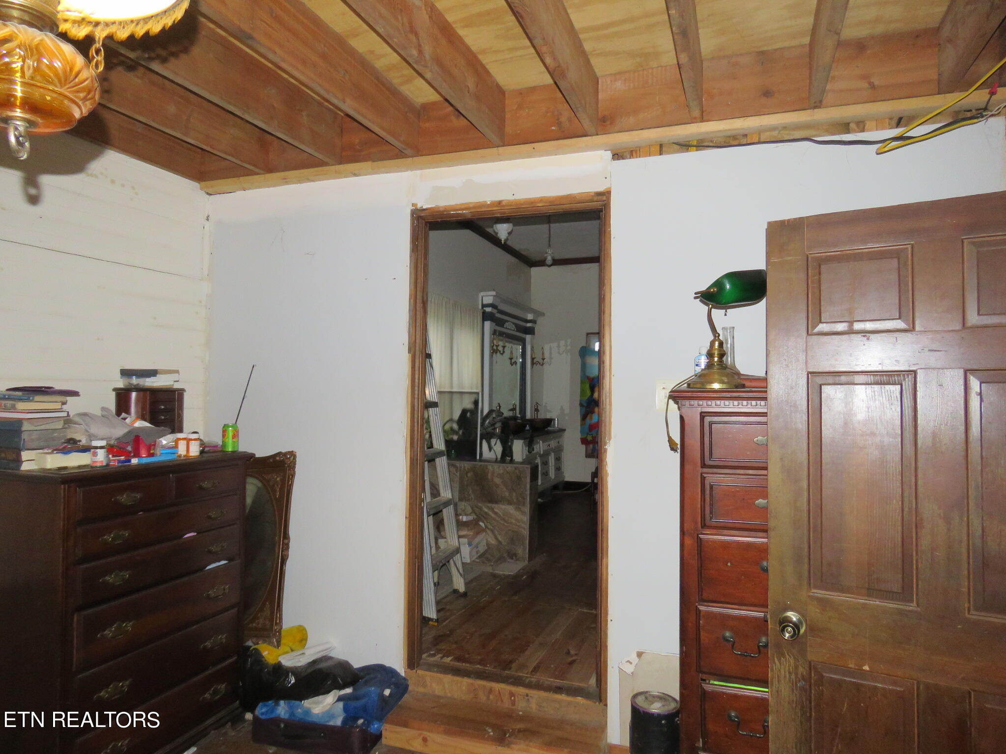 127 Manor Road Kingston, TN 37763 - Photo 20 of 28 IMG_0018