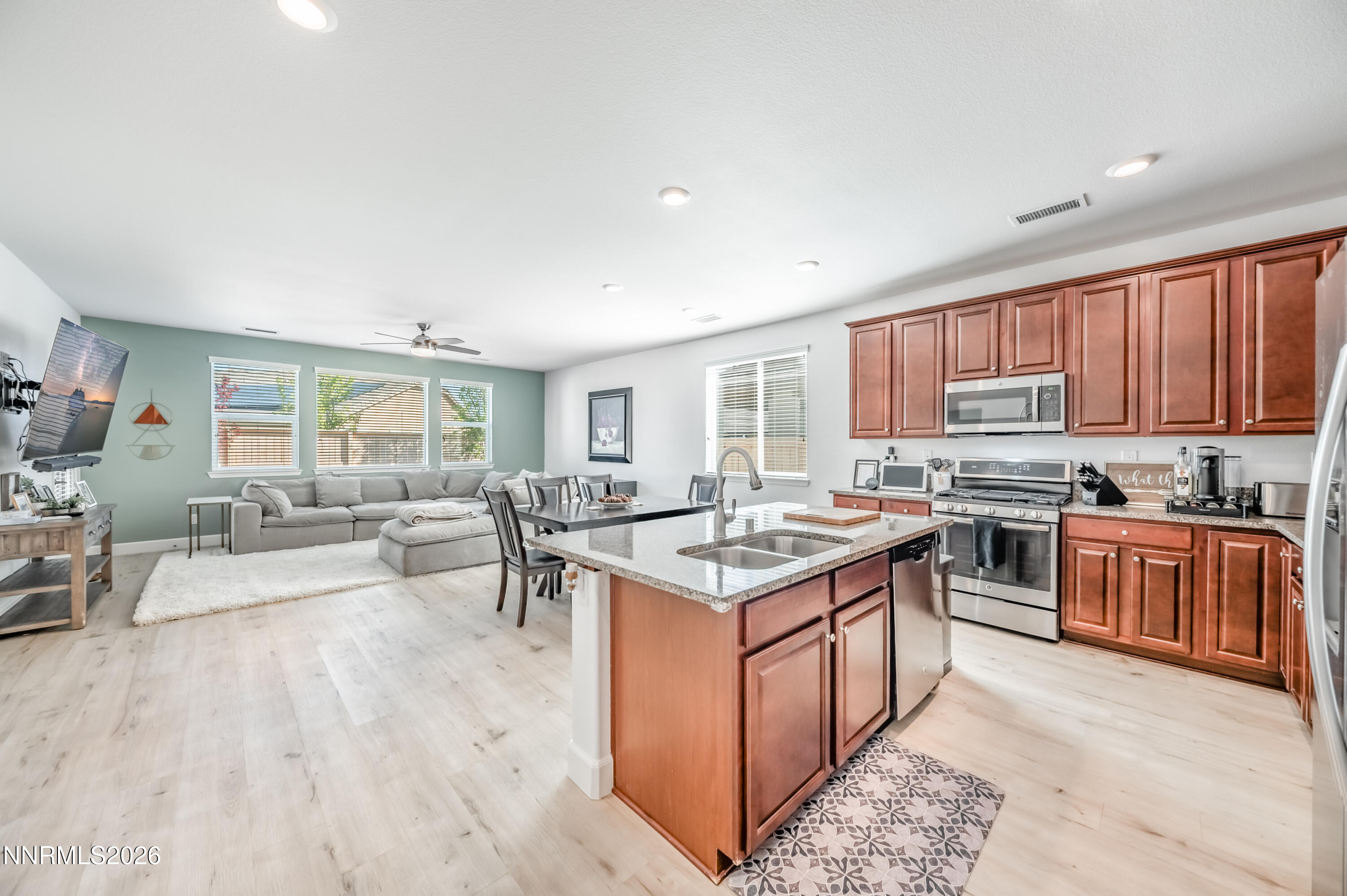 1835 Palacia Pointe Drive Reno, NV 89521 - Photo 5 of 30 P-1010