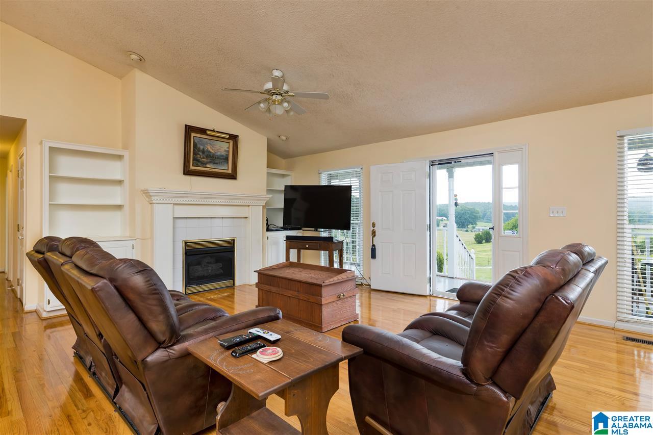 4367 County Road 39 Oneonta, AL 35121 - Photo 7 of 34