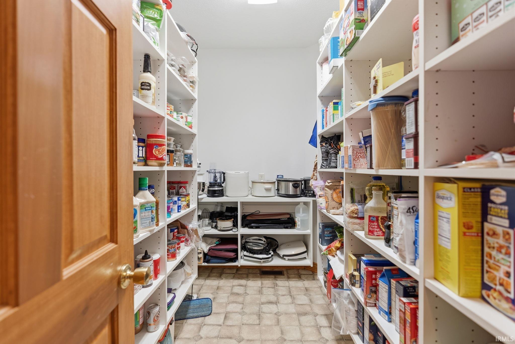 4802 Crawford Road Fort Wayne, IN 46845 - Photo 14 of 36