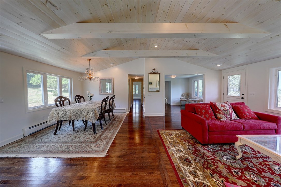747 North Main Road Jamestown, RI 02835 - Photo 6 of 27 Gallery Image 6