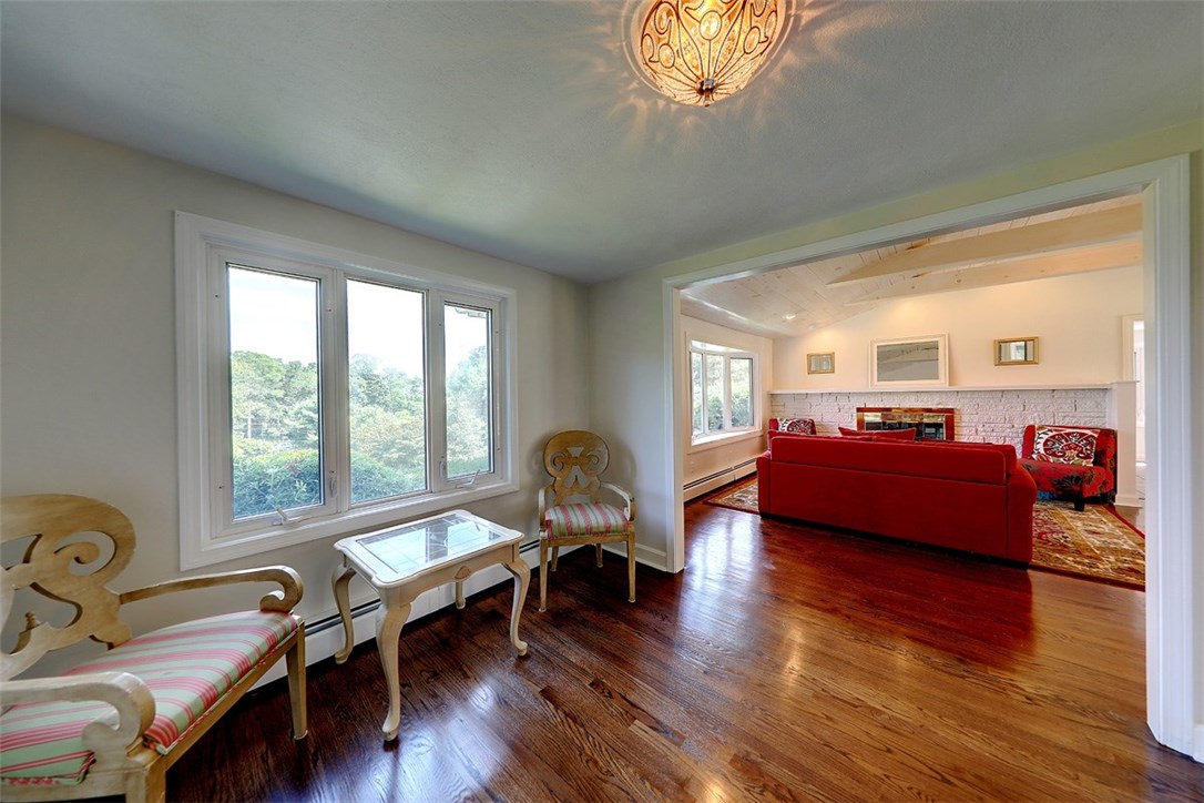 747 North Main Road Jamestown, RI 02835 - Photo 8 of 27 Gallery Image 8