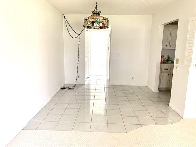 132 Suffolk F Boca Raton, FL 33434 - Photo 3 of 26 Dining Room