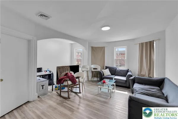 $399,000 | 1347 Washington Street, Easton, PA 18042