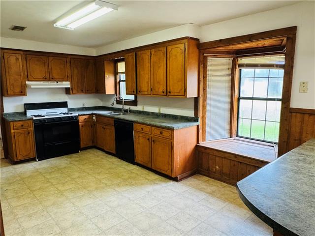 306 Highway 107 Center Point, LA 71323 - Photo 13 of 53