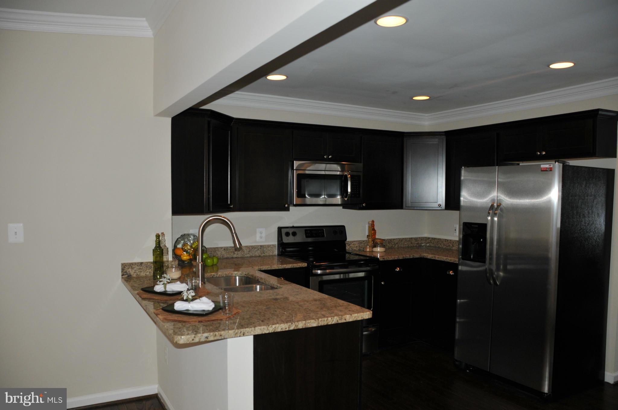 12209 Kahns Road Manassas, VA 20112 - Photo 4 of 30 Kitchen
