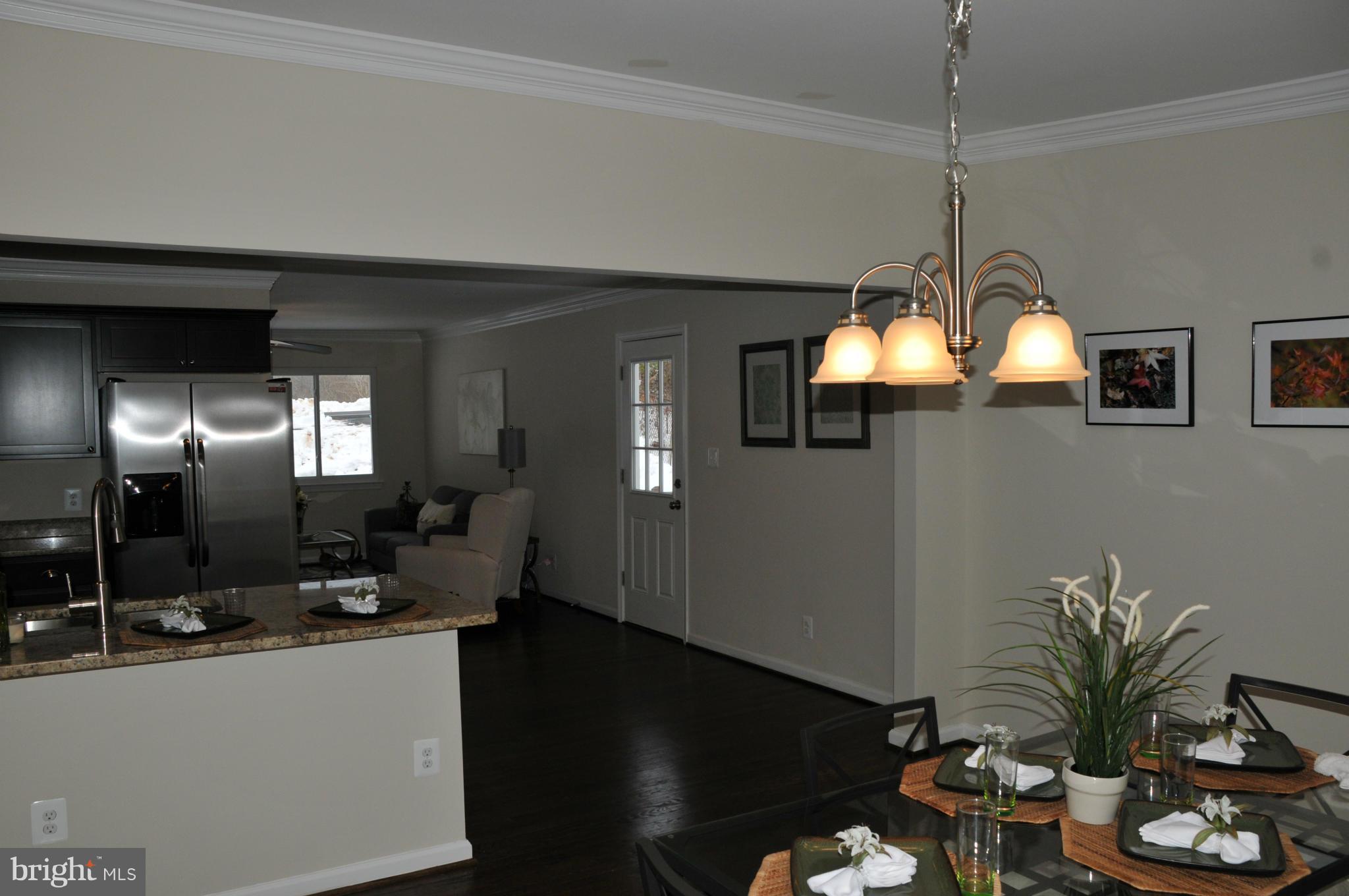 12209 Kahns Road Manassas, VA 20112 - Photo 5 of 30 Interior (General)