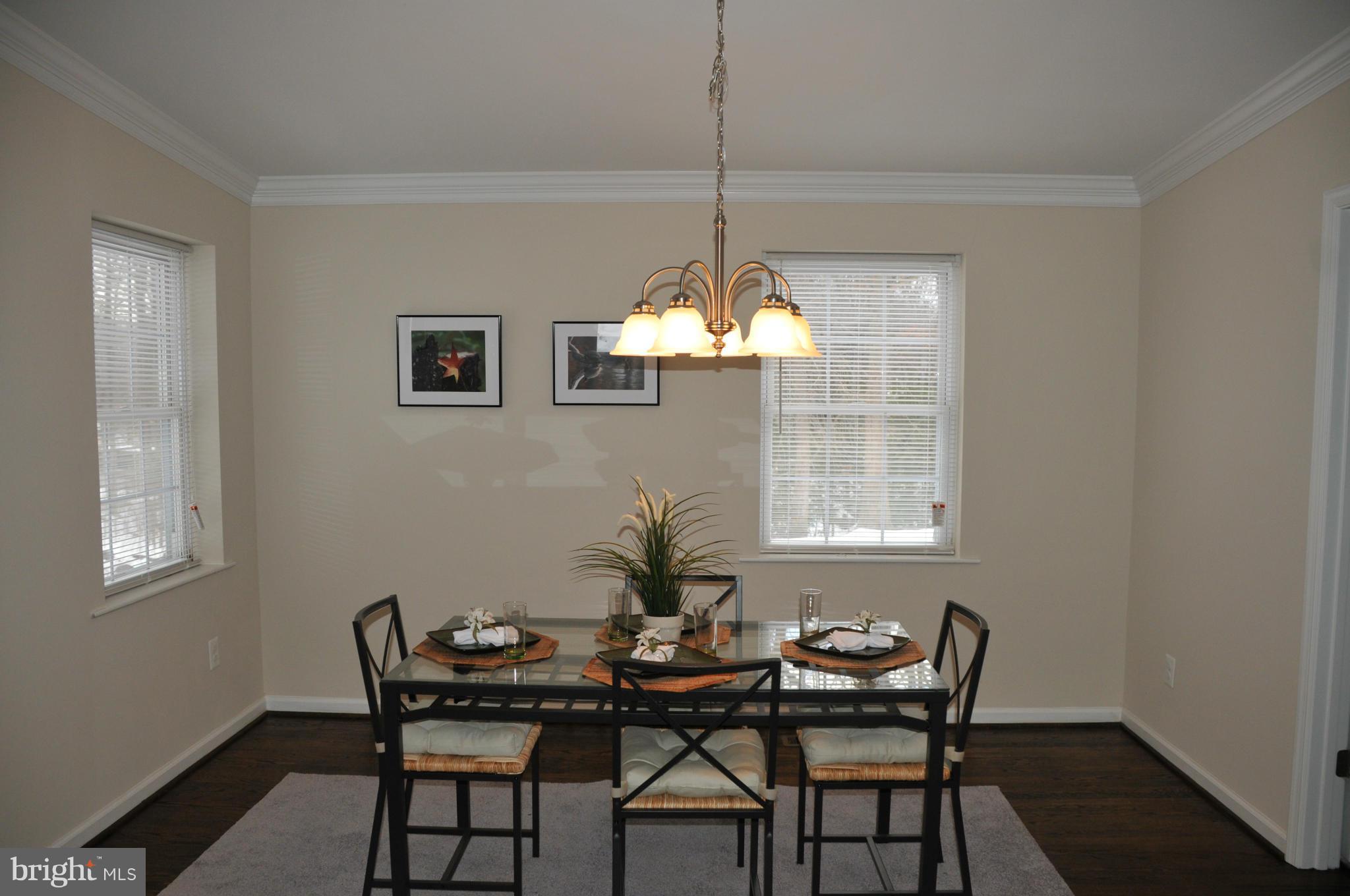 12209 Kahns Road Manassas, VA 20112 - Photo 8 of 30 Dining Room