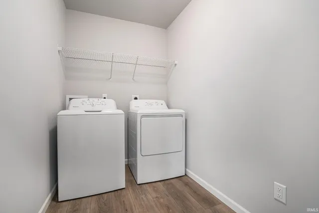 $399,900 | 8213 Catberry Trail, Fort Wayne, IN 46804