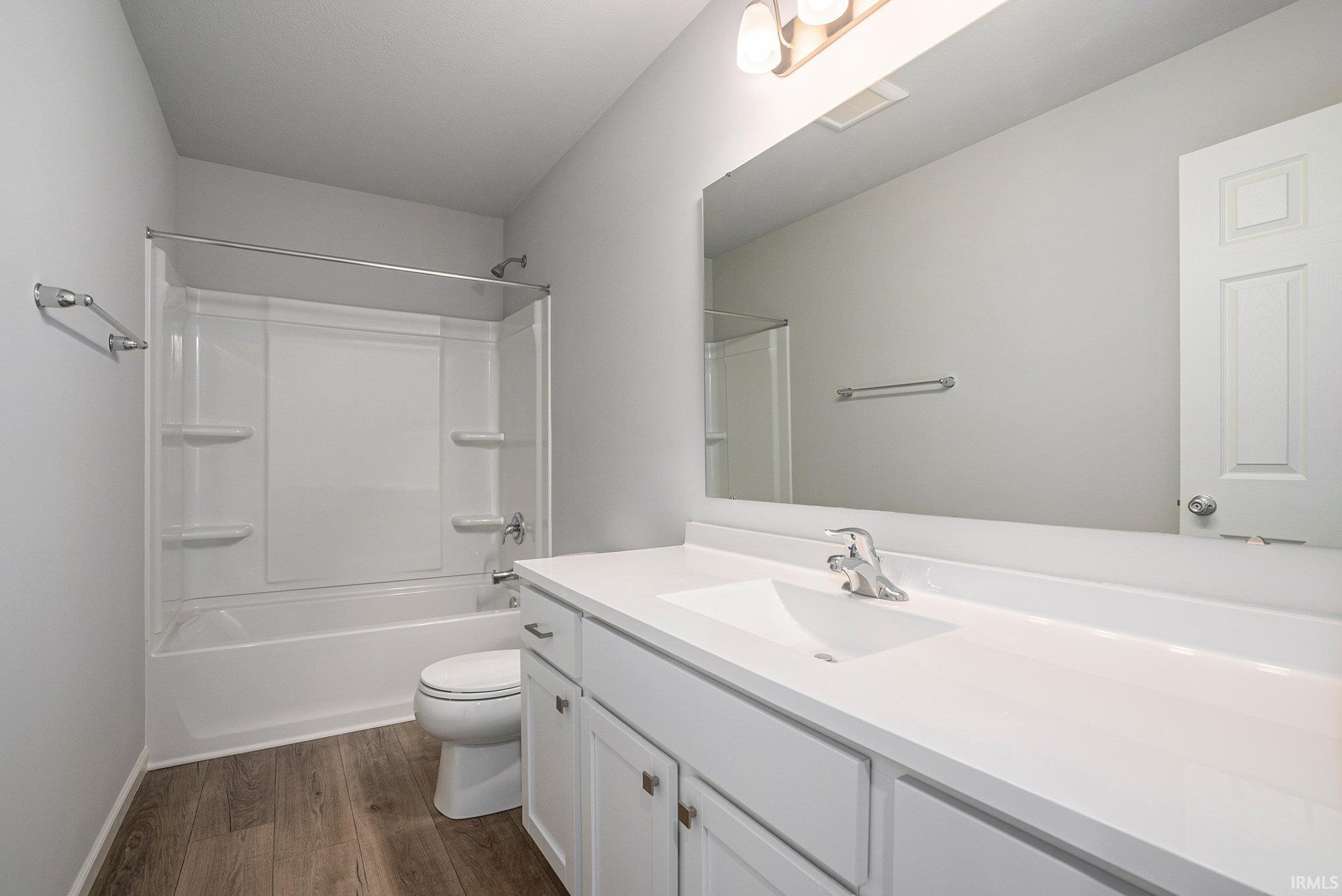 8213 Catberry Trail Fort Wayne, IN 46804 - Photo 8 of 26