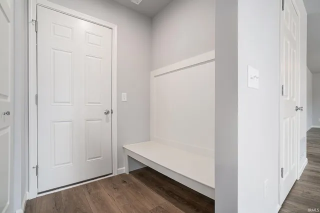 $399,900 | 8213 Catberry Trail, Fort Wayne, IN 46804