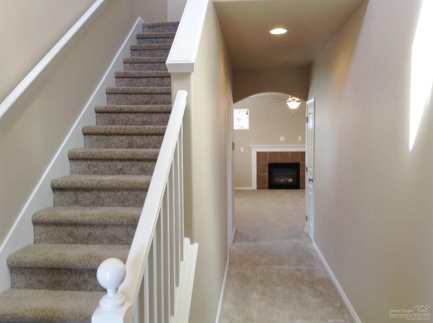 61816 Southeast Rolo Court Bend, OR 97702 - Photo 7 of 20 Home will be similar to photo/rendering