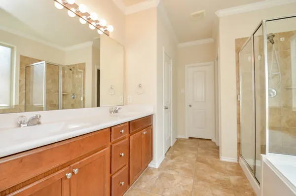 $2,500 | 3119 Balch Springs Lane, Katy, TX 77449