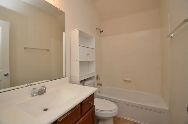 $2,500 | 3119 Balch Springs Lane, Katy, TX 77449