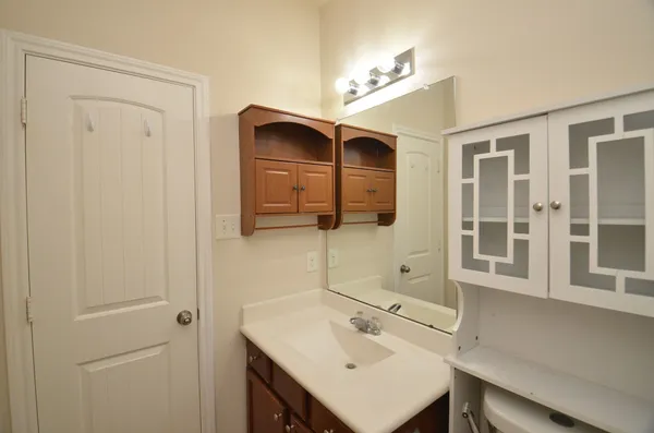 $2,500 | 3119 Balch Springs Lane, Katy, TX 77449