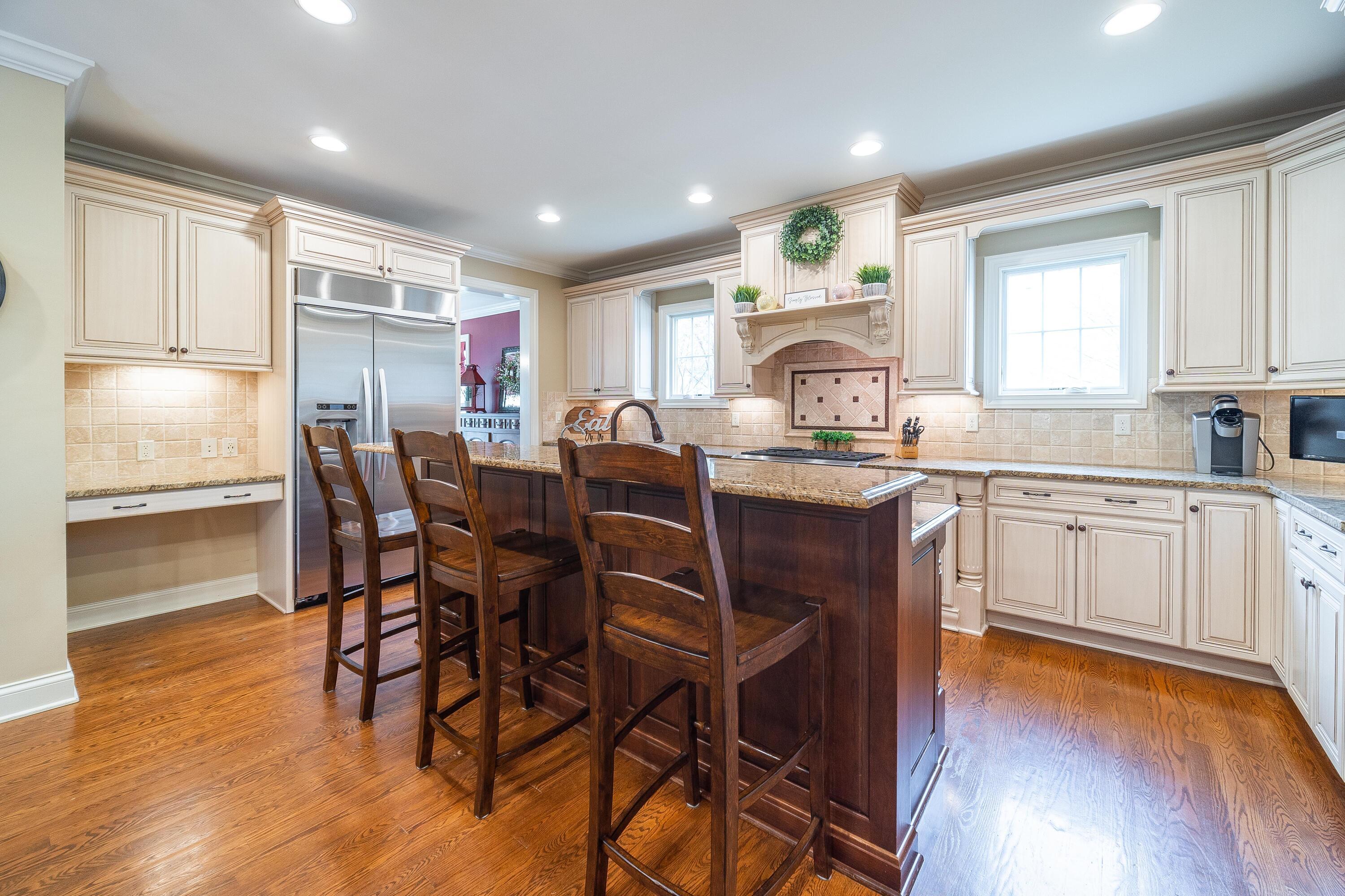 2596 Andover Road Columbus, OH 43221 - Photo 14 of 45 2596 Andover Rd-32